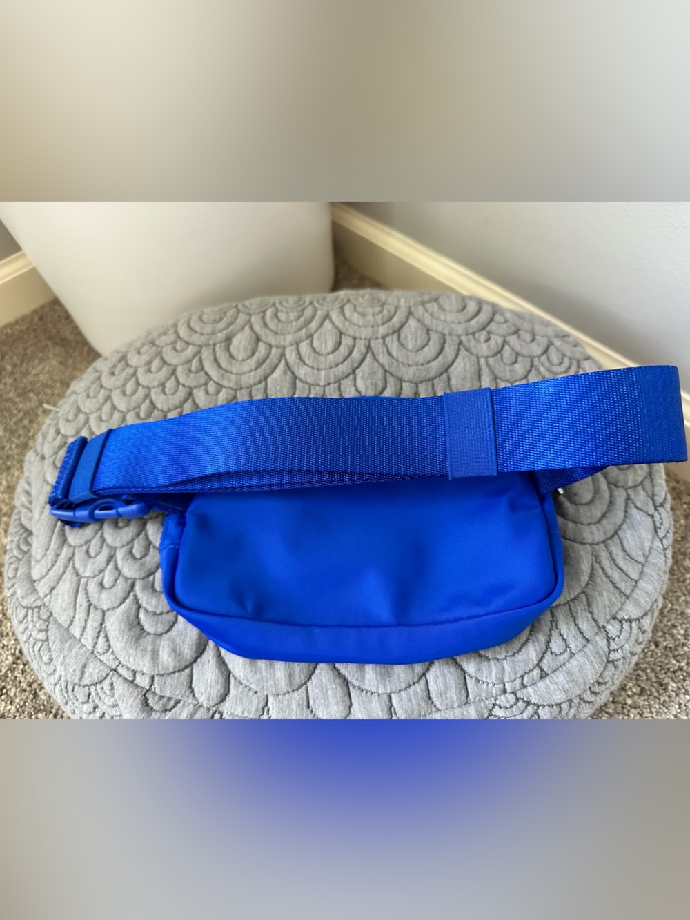 NWOTđź’™Lululemon Everywhere Belt Bag 1L Blue - Picture 8 of 8